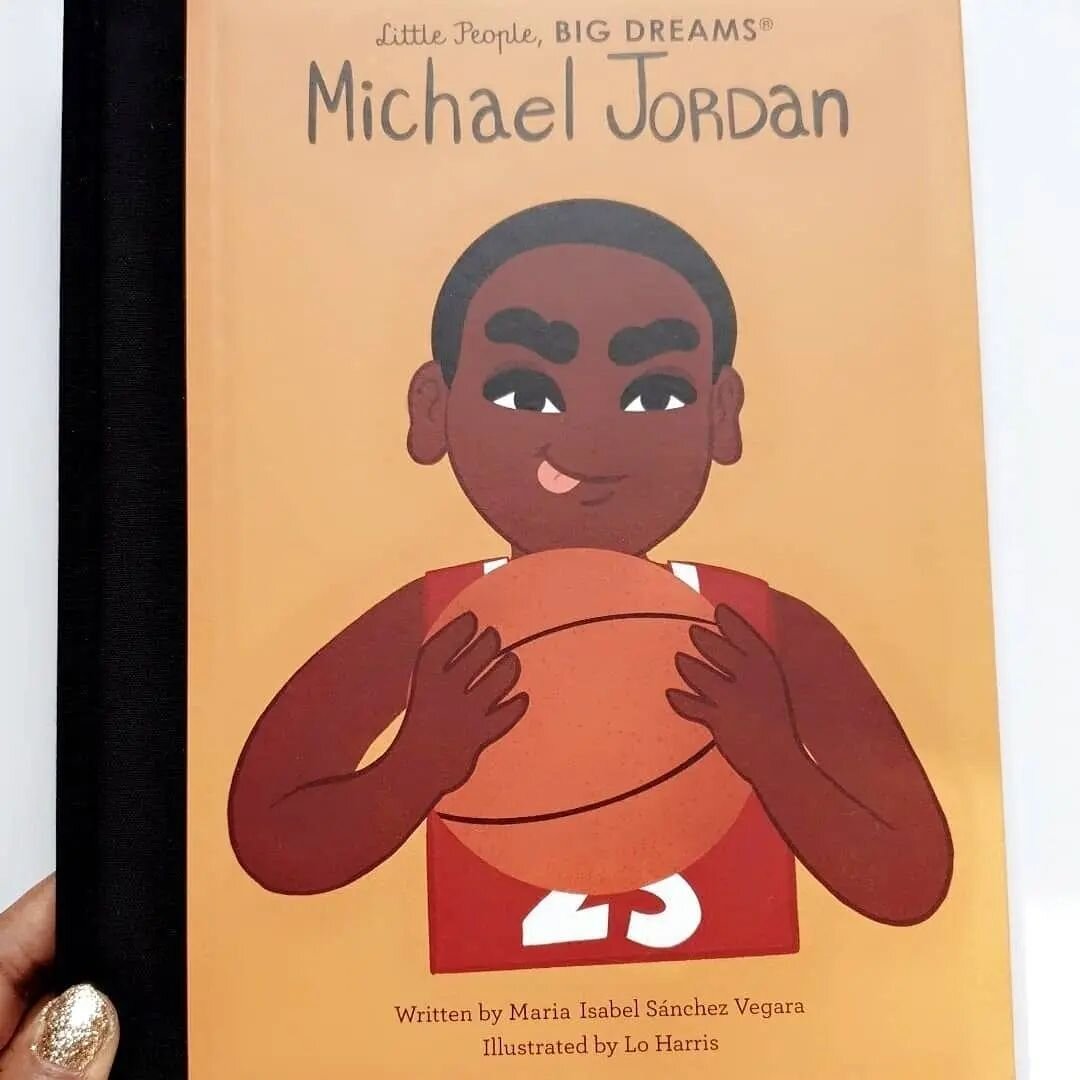 Looks what's new in @rubysreads_uk 
.
Those who know me, know my love for basketball goes way way back.
I loved it when Jordan,  Pippen and Mugsy where the Kings of the court..
These illustrations are sooo adorable..look at that little tongue!!! I lo