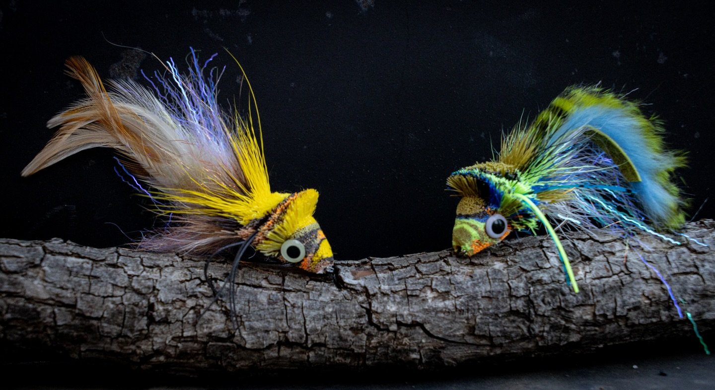 Bass don&rsquo;t ignore a fly that pushes this much water. 💥

Two deer hair divers.Which one gets crushed first &mdash; Left or Right?

👇 Drop your pick.

#flyfishing #flytying #bassfly #deerhairdiver #warmwaterflyfishing