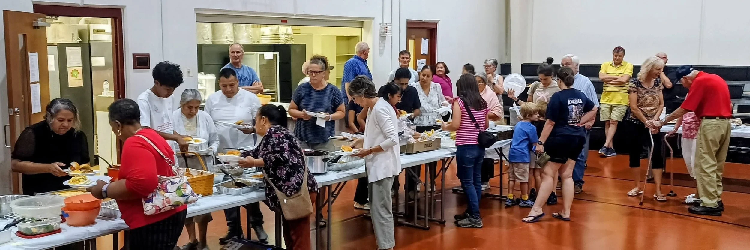 Crowd in line for food.jpg