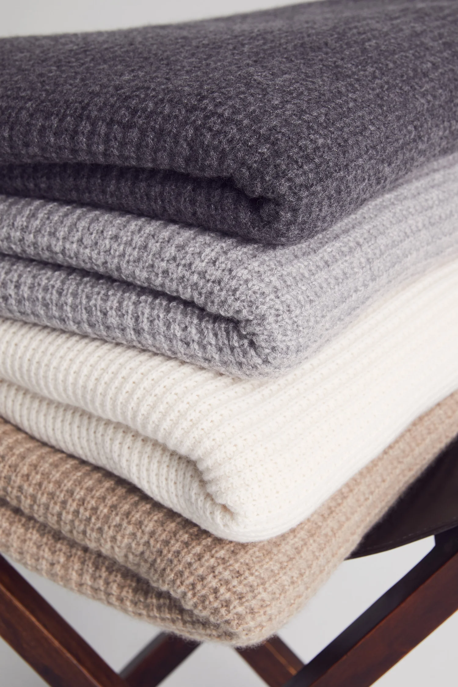 NOMAD 1942 Cashmere — 2022 E-Com & Ad Campaign