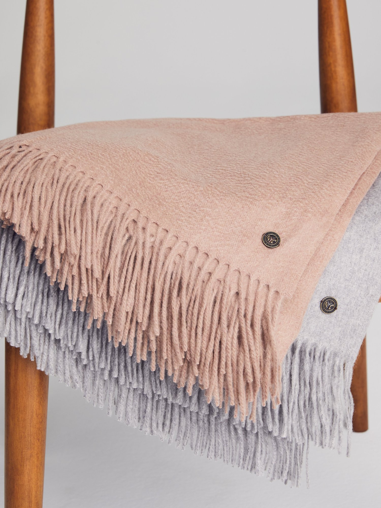 NOMAD 1942 Cashmere — 2022 E-Com & Ad Campaign