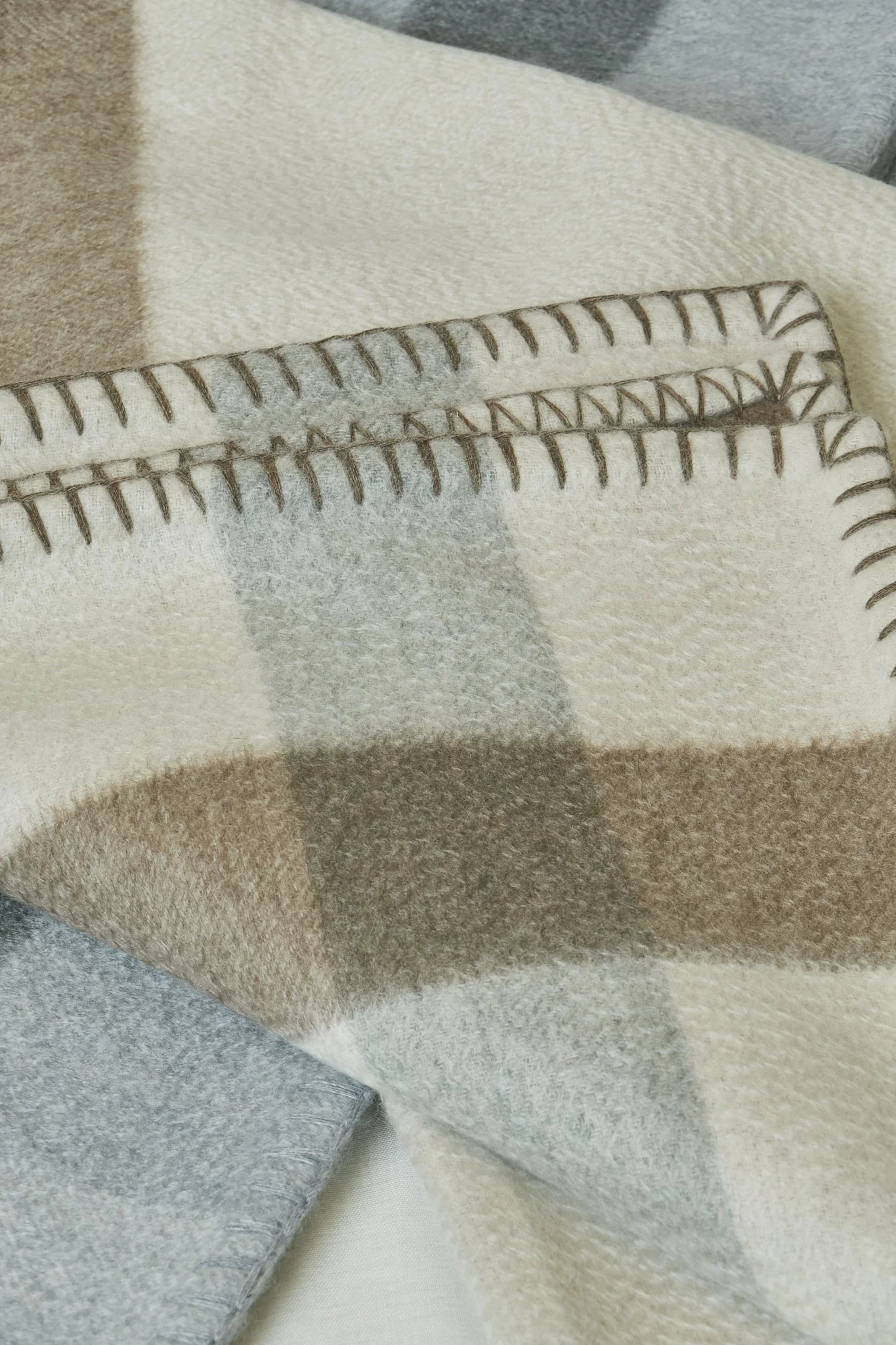 Sofia Cashmere — Winter Campaign