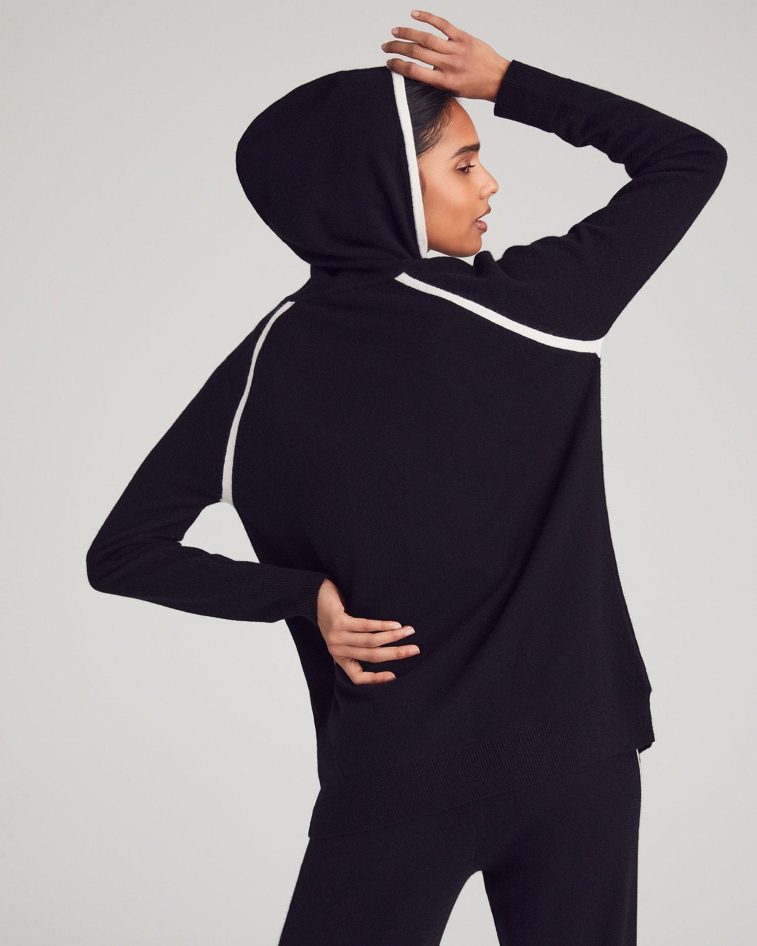 NOMAD 1942 Cashmere — 2022 E-Com & Ad Campaign