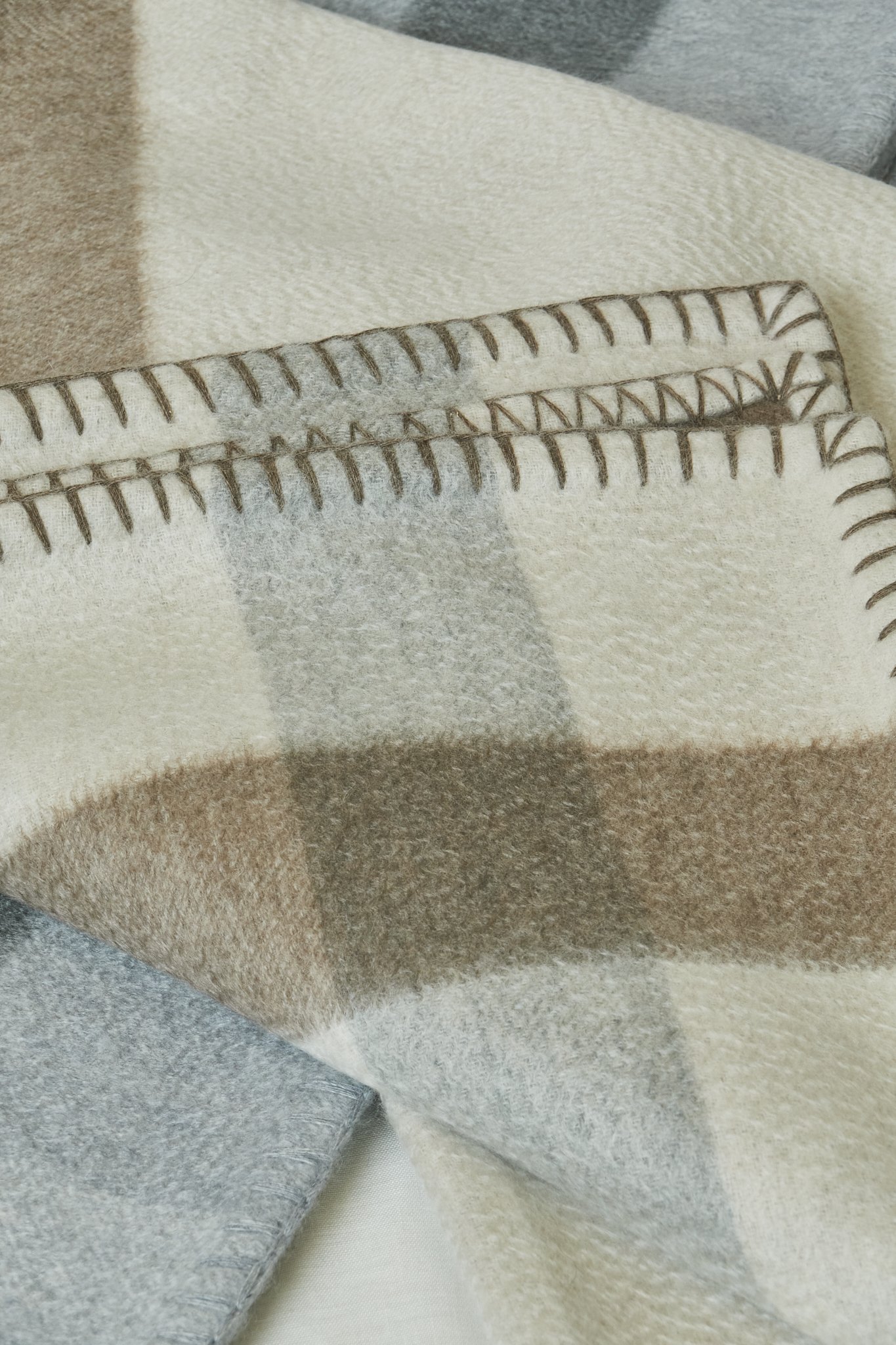 Sofia Cashmere — Winter Campaign