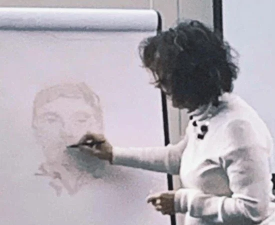 June-Elleni Laine has been teaching spirit-inspired art at The College of Psychic Studies for more than 2 decades. In this article, published in the Autumn 2018 issue of Light magazine, she shares her story
When I was a fashion designer, I created m