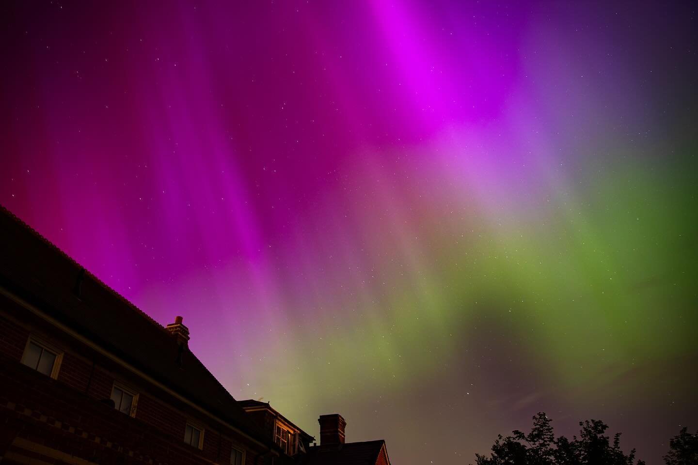 Aurora Borealis 🌌
〰️
I definitely don&rsquo;t consider myself an Astro photographer and have never really even tried it before, but couldn&rsquo;t resist taking my camera out into the garden this evening! Spent a few minutes dodging bugs in the pitc
