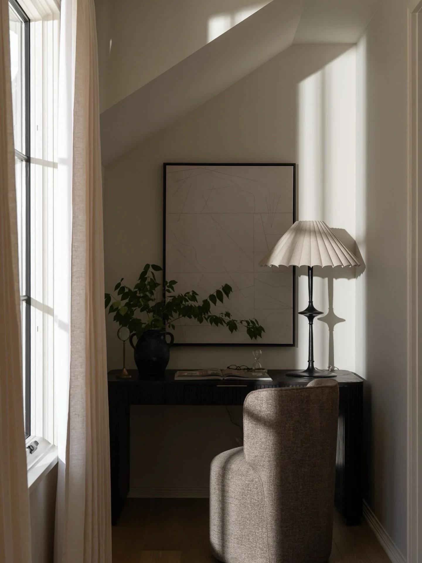 A quiet corner, thoughtfully designed.

This small office nook proves you don&rsquo;t need a large footprint, just intentional design, natural light, and pieces that work together.

Because the right space doesn&rsquo;t just look good, it supports ho
