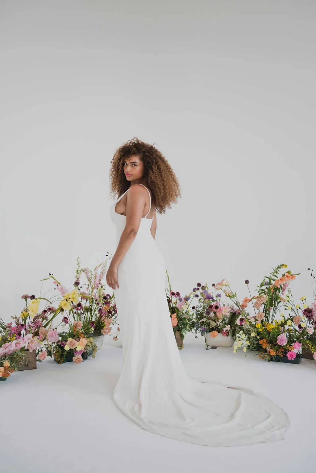 fitted slip wedding dress Elegant Mikado Fitted Wedding Dress with Slit and Removable Straps Namie 6US/38FR/10UK / Milk / No