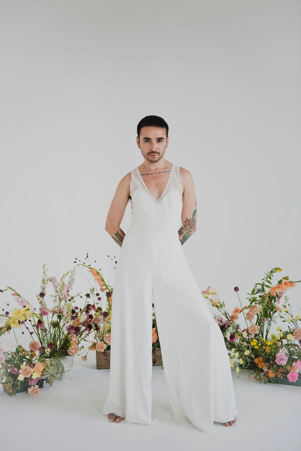 white christmas dresses Modern Jumpsuit with Balloon Sleeves White / FR 50 main image 0