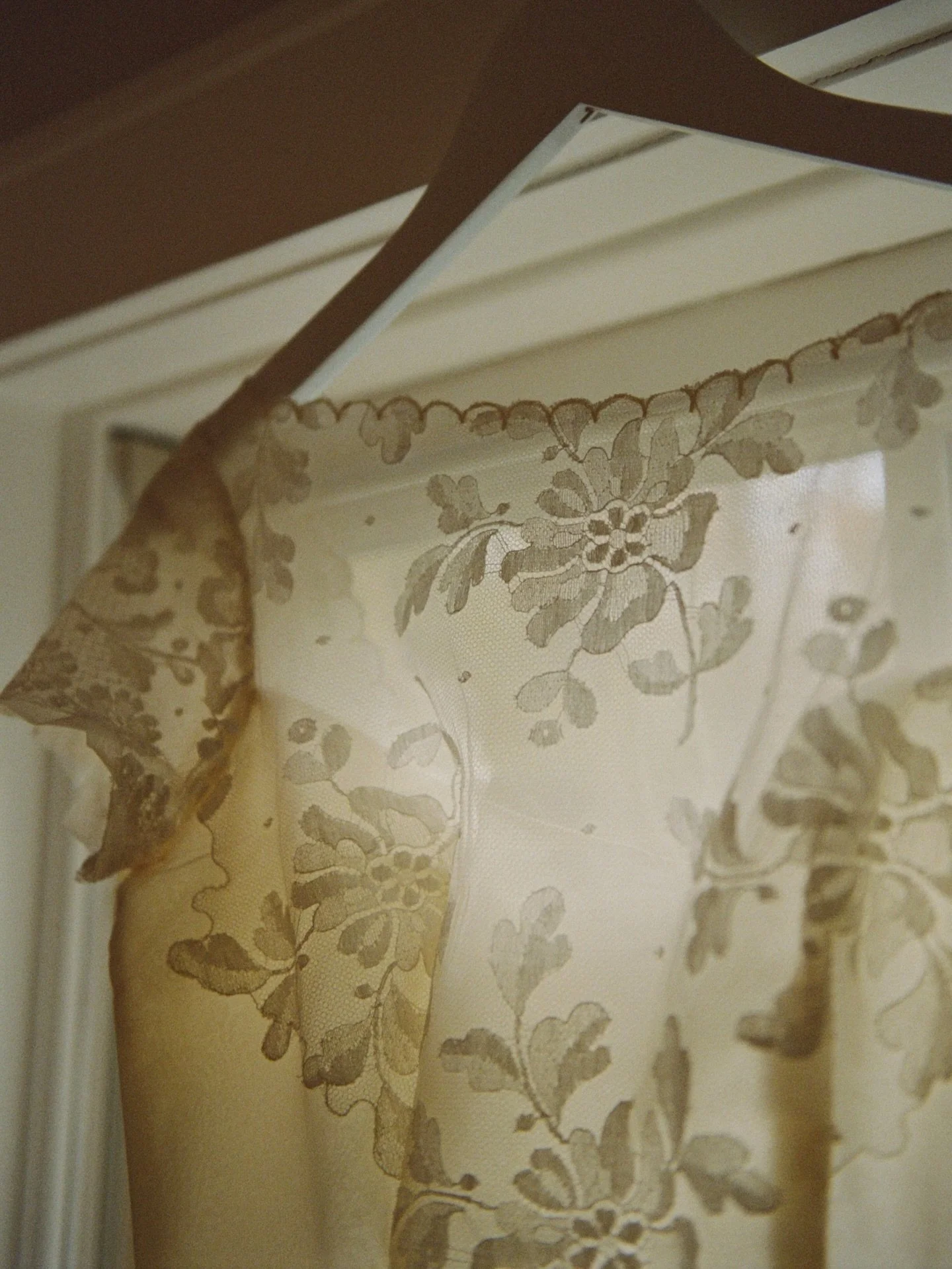 Here at Loulette we offer designer appointments that give you the opportunity to re work vintage gowns. We were so honored to have Michaela bring in her grandmothers wedding dress and ask us to freshen it up with a minimal yet beautiful re design. Fr