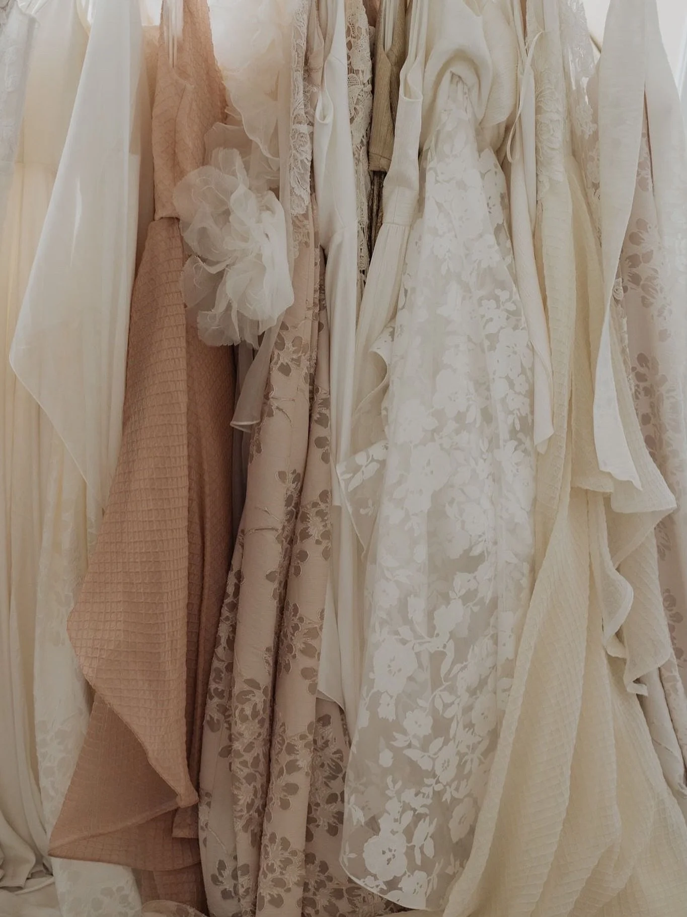 Loulette Bride is founded on principles of sustainability. We are committed to always being responsible, transparent, and ethical when creating your sustainable wedding dress. 
🍃✌🏽🌼 
We use recycled poly lining, and natural fabrics like cotton, si