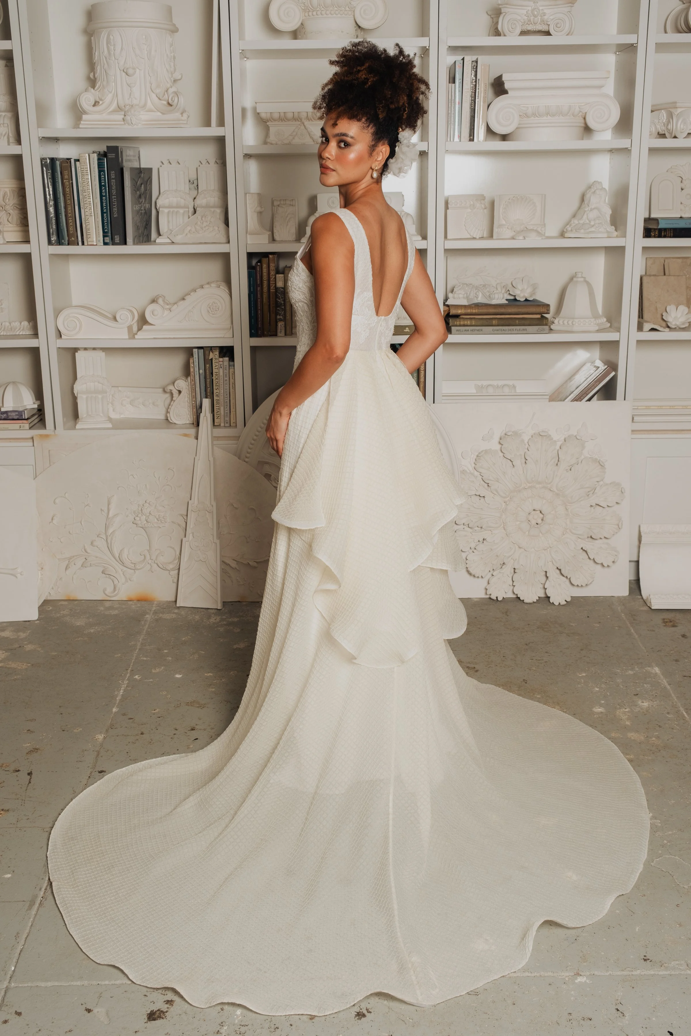 Waffle silk organza square neck wedding dress with ruffle tier a