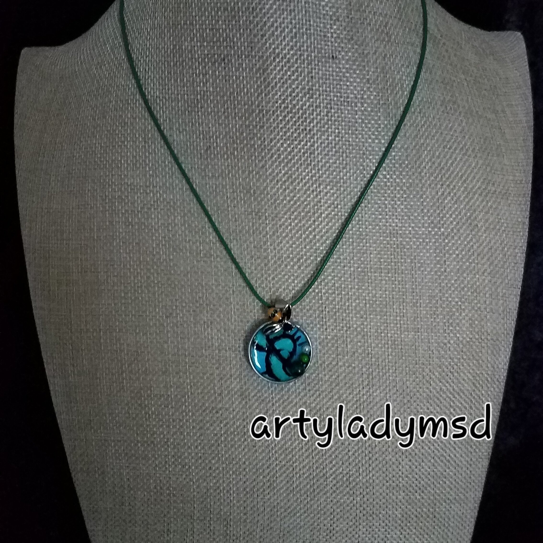 Round Collage Pendant with Bee by ArtyLadyMsD.jpg