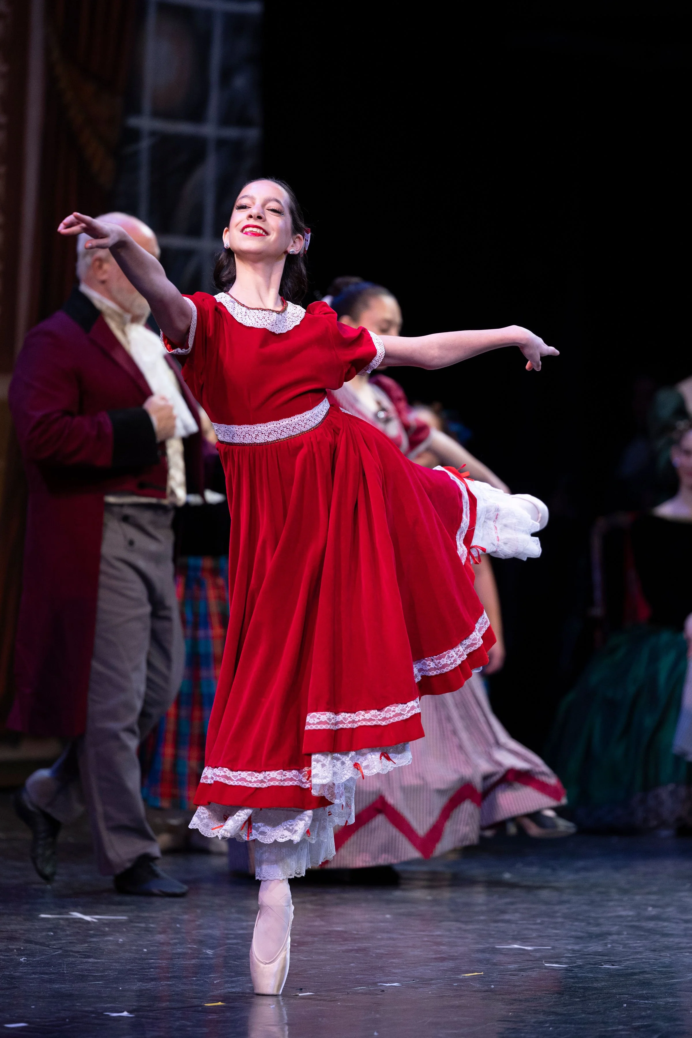 Onstage112.JPG