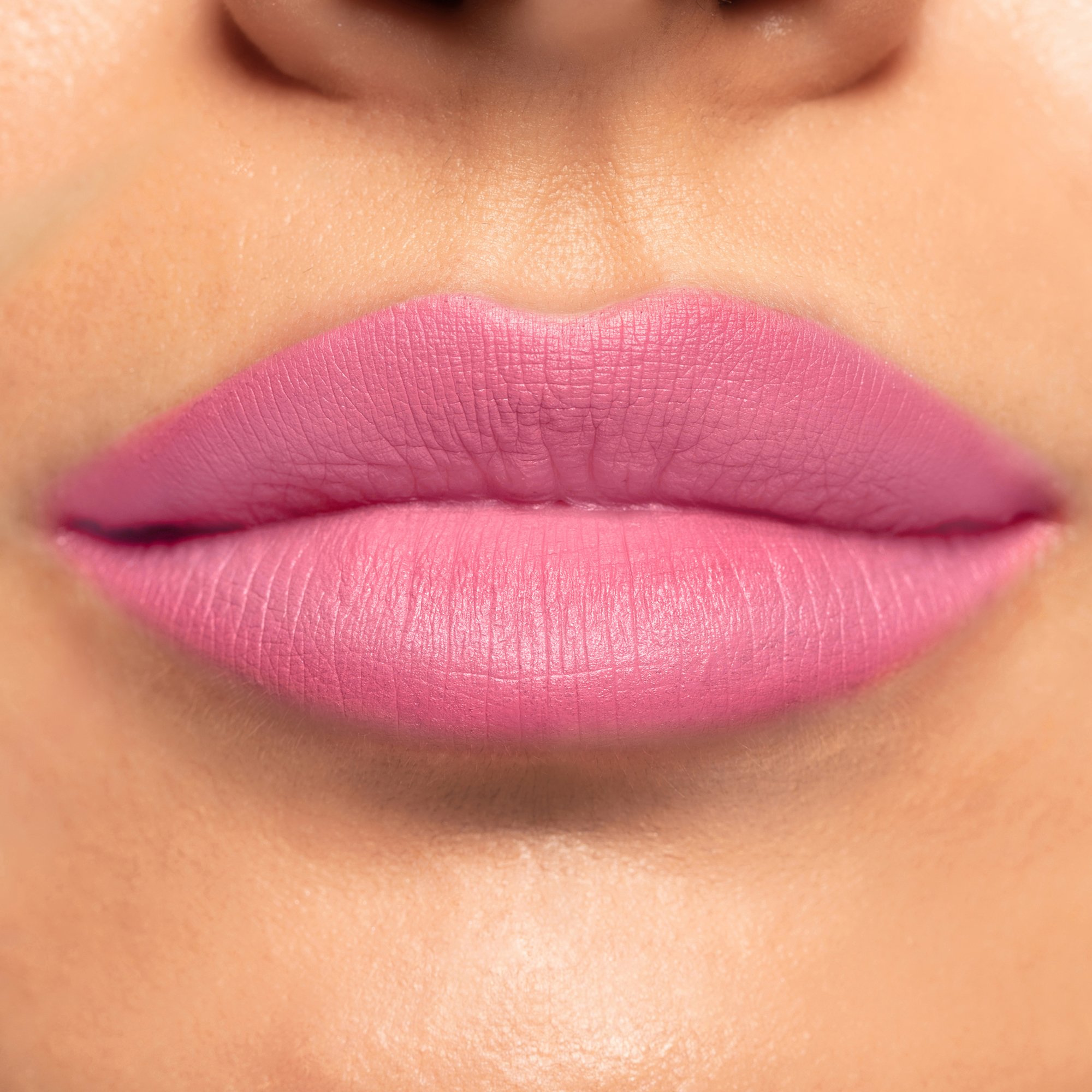 looks-hydramatte-chilledpink-medium.jpg