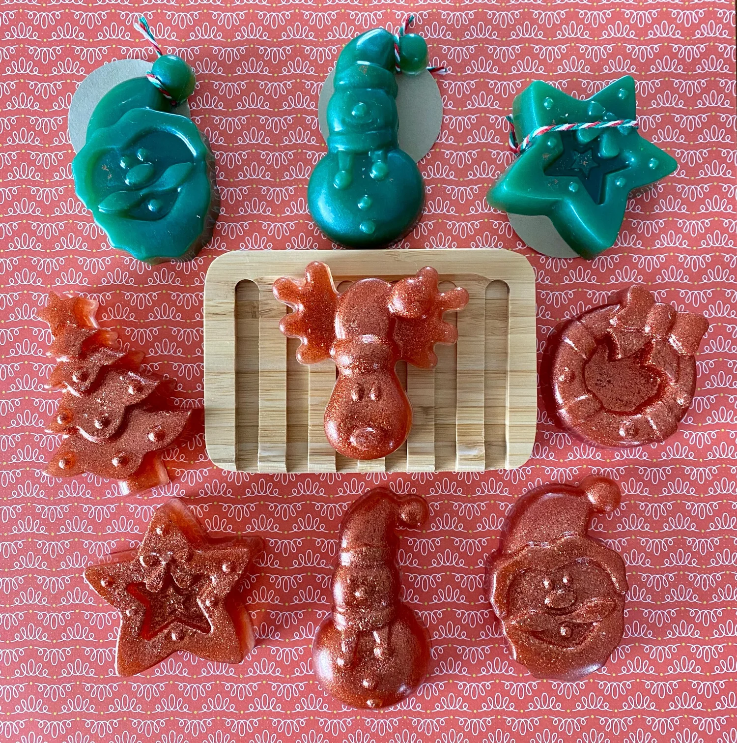 Christmas Soap Making Kit For Adults - Includes 2 Lbs Soap Base, Molds, Scents & Gift Packaging