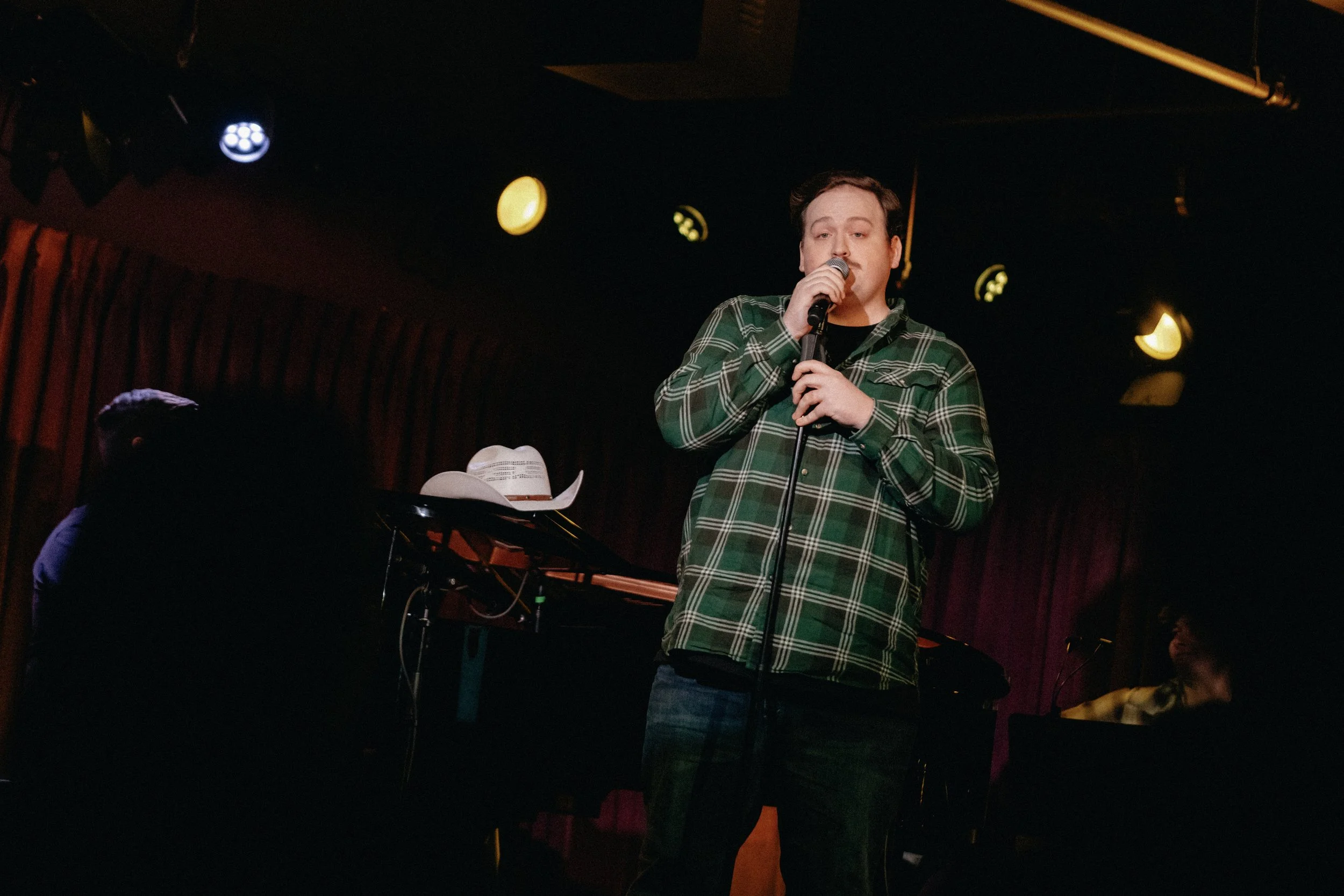 BallinStudiosCountryCabaret_AndyHenderson-37.jpg