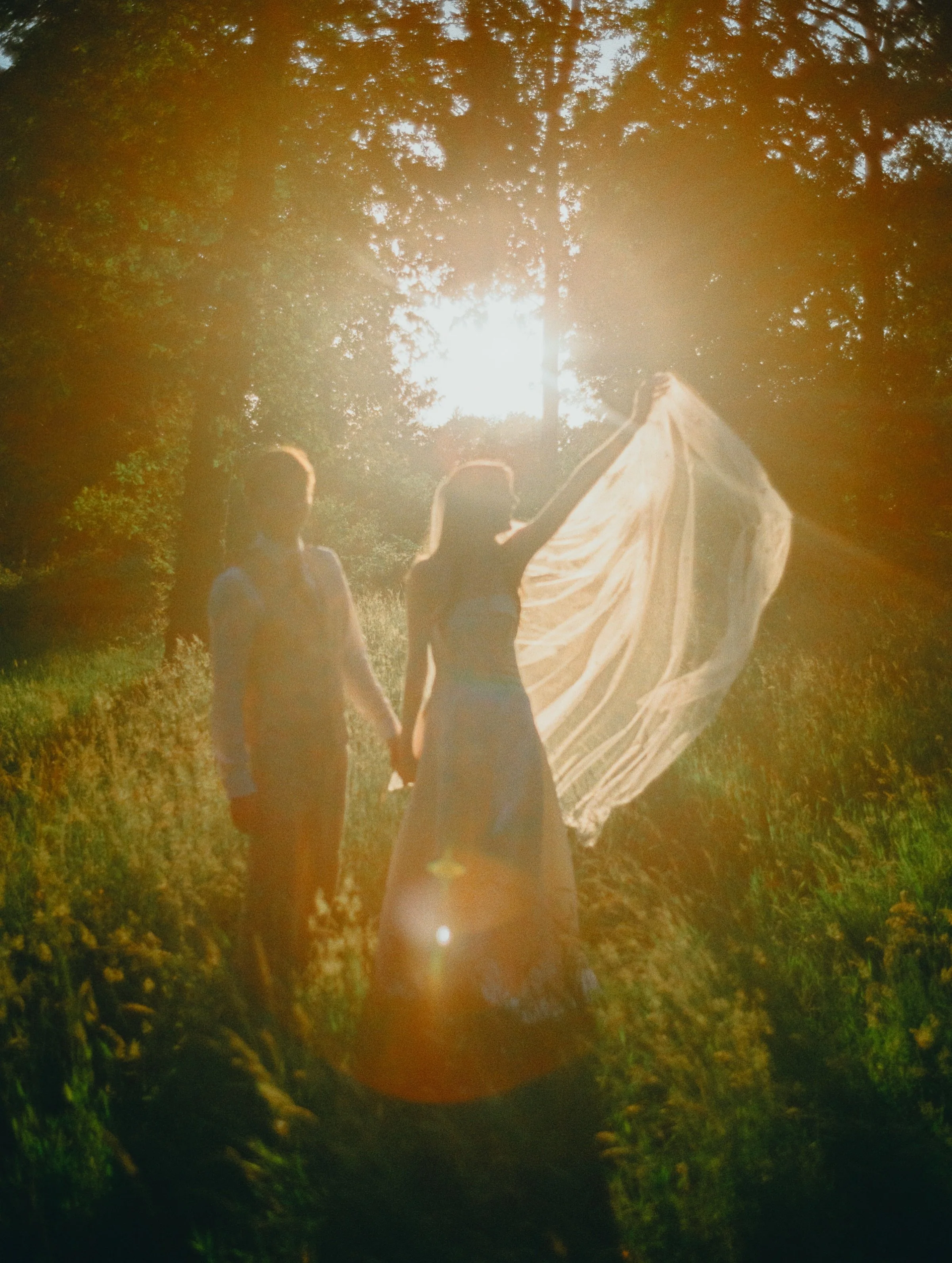 Golden hour on film 🌞 

Photo: @emilystevephoto 
Venue: @markshallevents 
Dress: @graceandlacebridal