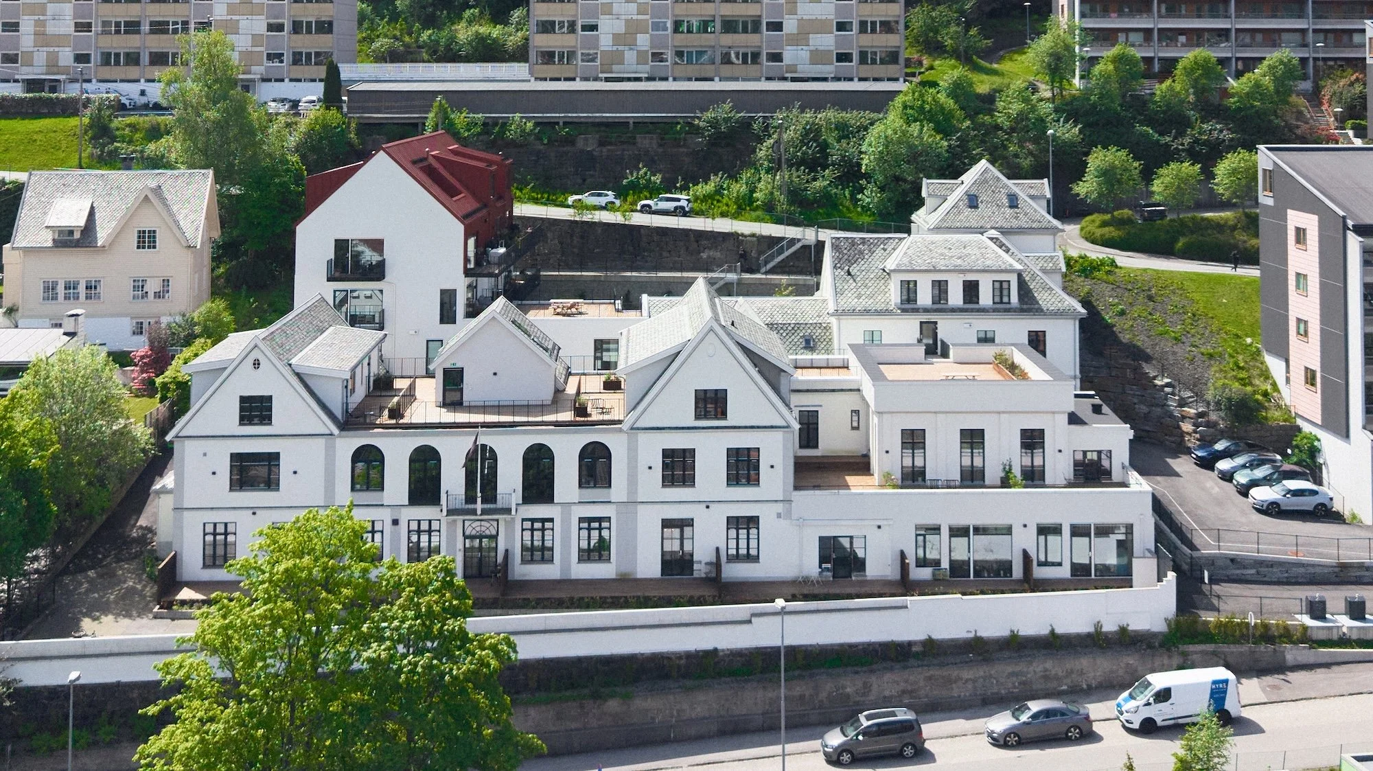 69 - Arkitekturfoto - Oystein Haara - Høyegaarden -DJI_20260528133243_0092_D_C.jpg