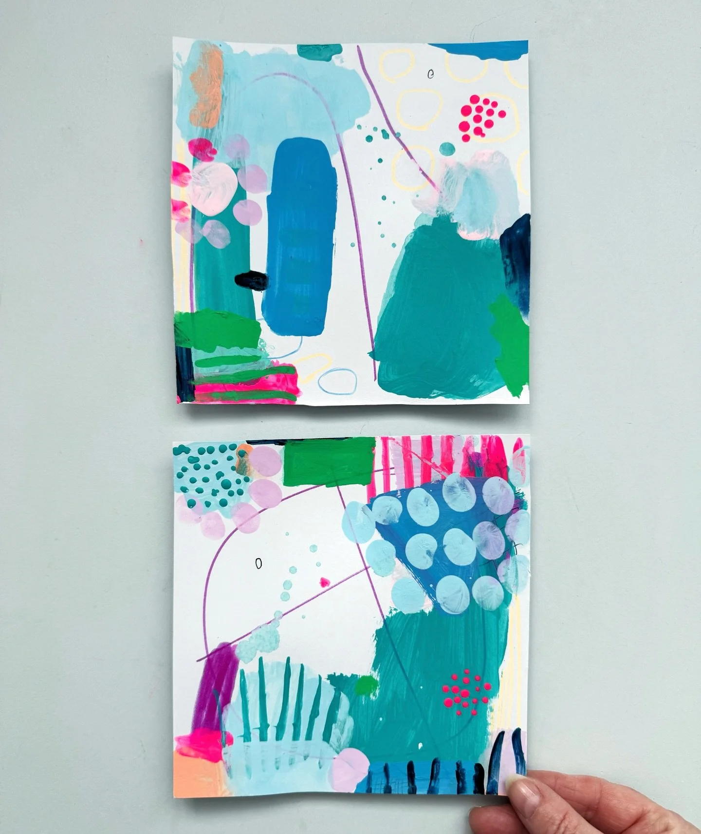 A B S T R A C T S ~ I like these two the best from all the studies  today. It was fun to revisit some colours and paint style 😍 keeping things loose and fresh. 
.
These are mixed media, mainly acrylics, on paper. 
.
#mixedmediaart #colourfulart #abs