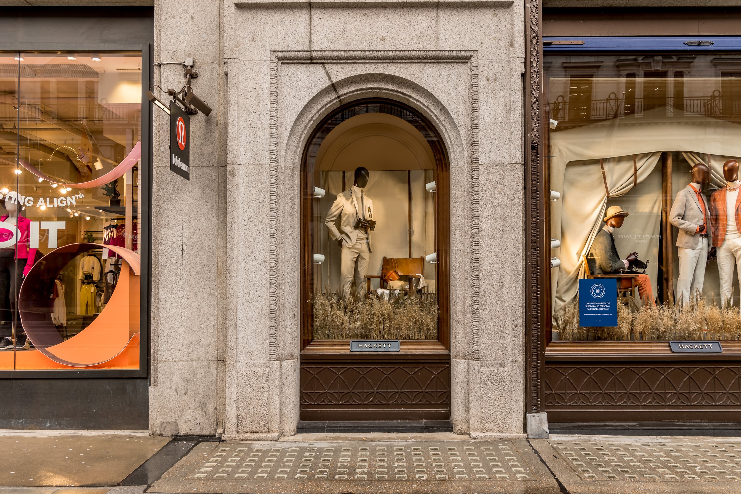 Hackett_RegentSt-4000px-282A7225.jpg