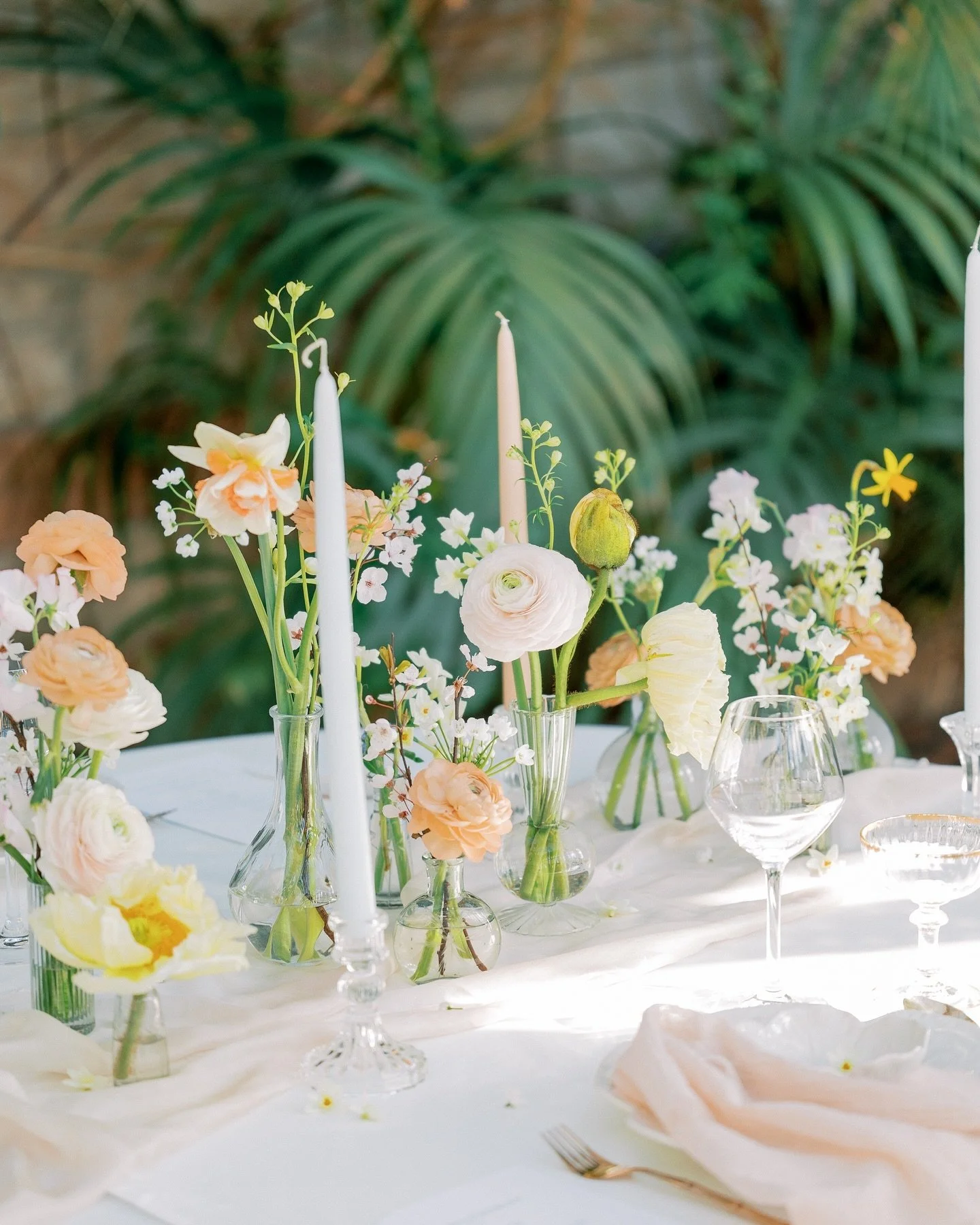 Soft pastels ✨

The palest tones of peach, pink, blue and lemon for a light and airy tablescape 💛

Florals collaborated with @fleurweddings ✨

Team:
Venue: @castleleslie 
Planning, Photography &amp; videography: @wonderandmagicie 
Planning &amp; Sty