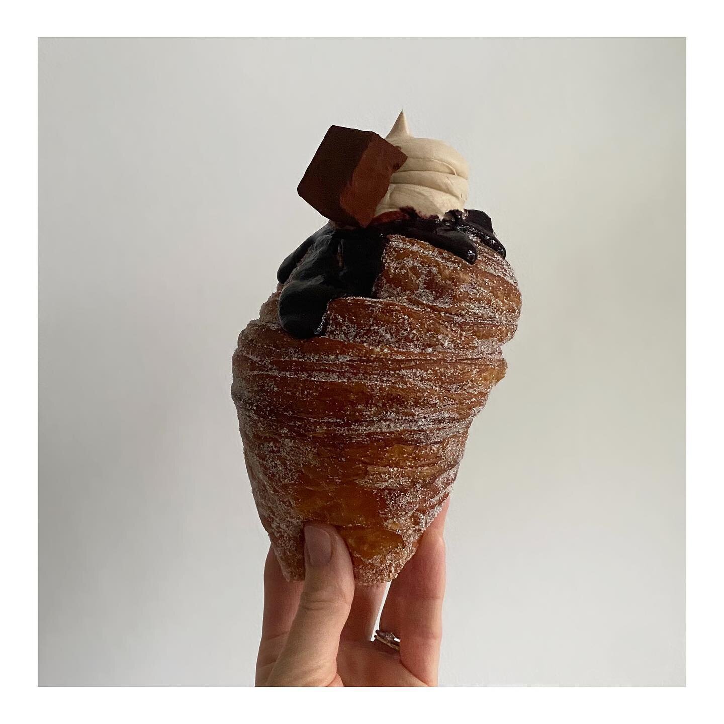 &bull; The Staple Cruffin &bull; Chocolate Creme Pat, Drizzled with Cherry Syrup &amp; Topped with a Staple Handmade Chocolate &bull; 
.
.
.
#staple 
#bakerycafe 
#cruffin 
#cruffins 
#broadstairs #westgateonsea #ramsgate #margate #thanet