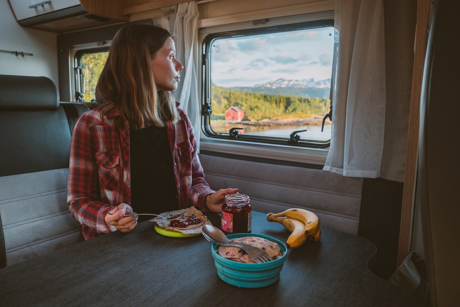 Best Caravan_Camper van_Tour de van_Sunlight_Norway_Senja_Lofoten_Nordics_Arctic circle_Van life_outdoors_Sami Laitinen14.jpg
