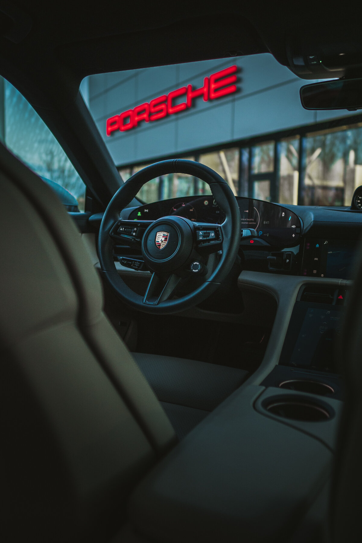 Porsche_Taycan_4S_Sports Car_Electric Car_Espoo_Porsche Center_Finland_Dolomite Silver_Sami Laitinen.jpg