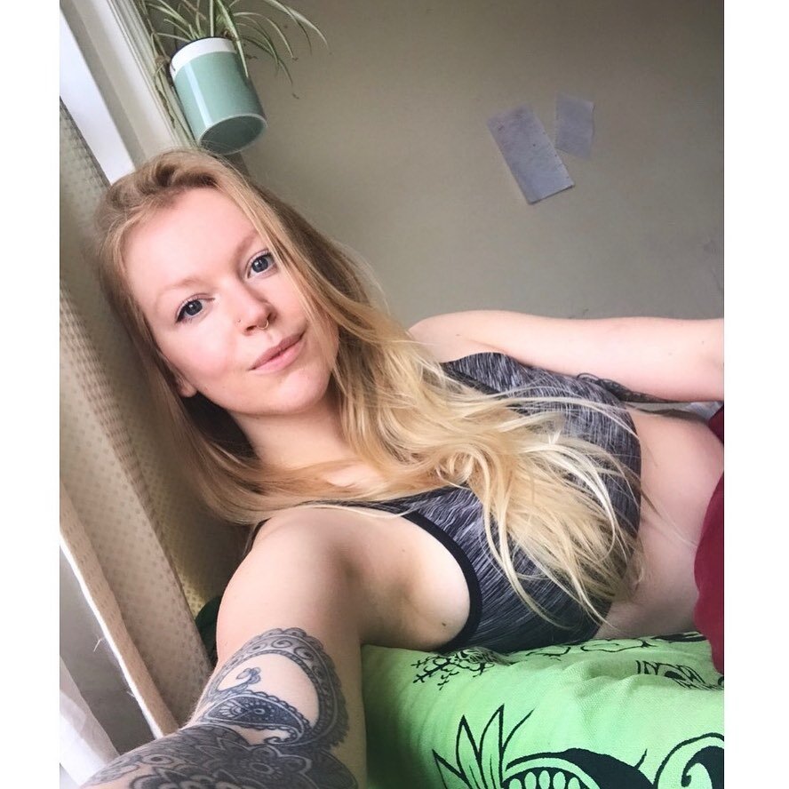 Post Yoga vibe selfie 😊 just a little reminder to take some time out for yourself if you have a busy lifestyle. Don&rsquo;t neglect the importance of &lsquo;me-time&rsquo; 🥰

Some of the hustle and bustle of the festive period has eased off now and