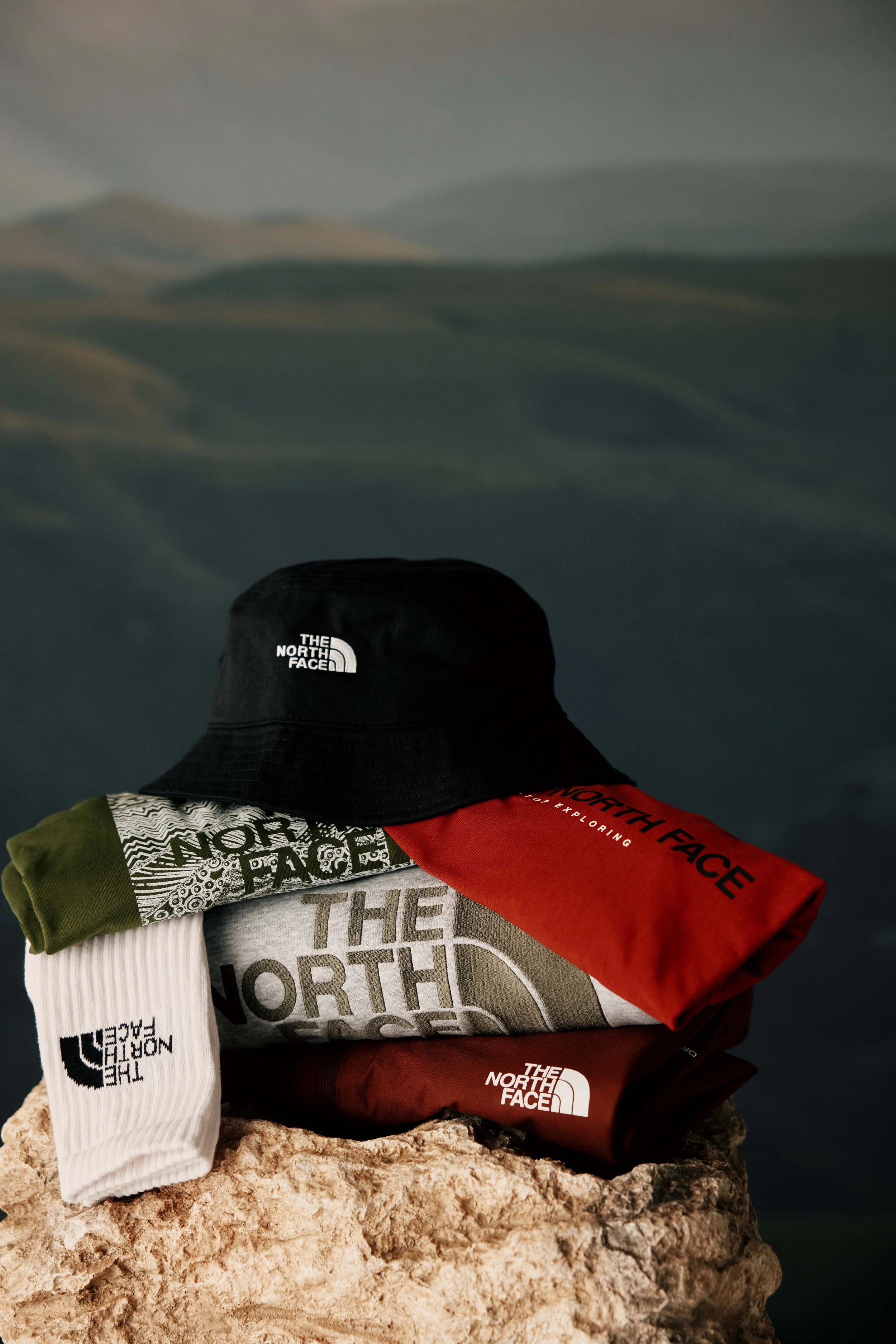 d08STILL LIFE018g.jpg