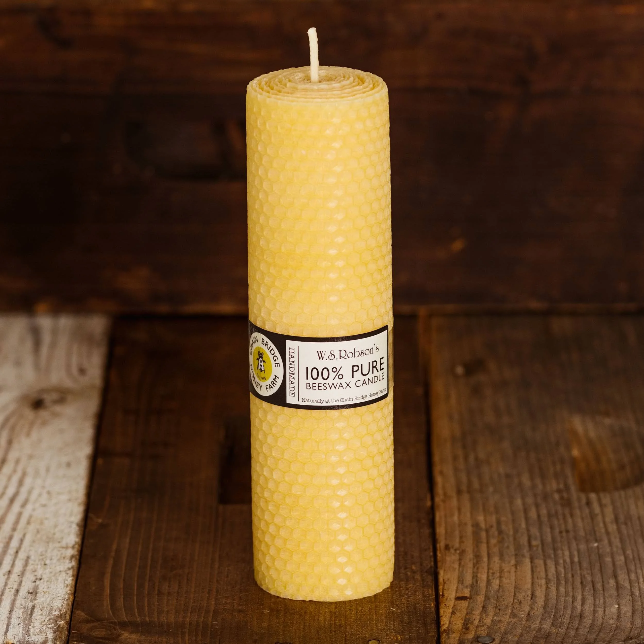 Chain Bridge Honey Farm 100% Beeswax Hand-Rolled Candle (20cm x 5.5cm)