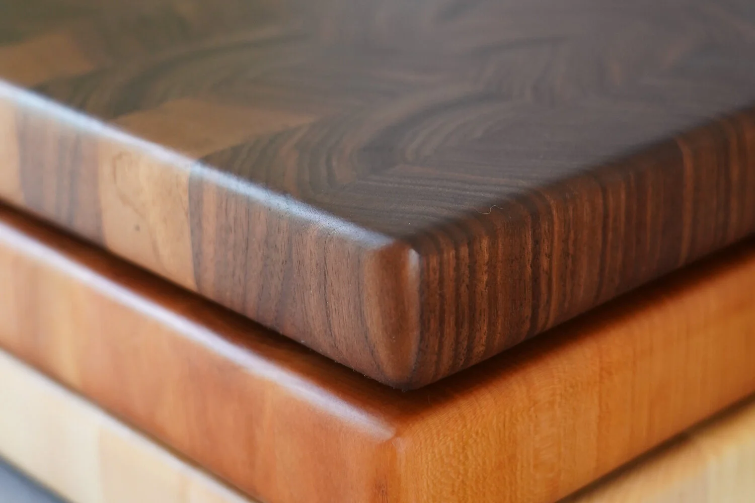 What is the best wood for end-grain chopping boards?