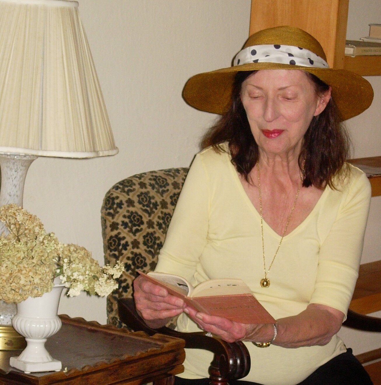 Alice reading in the Library