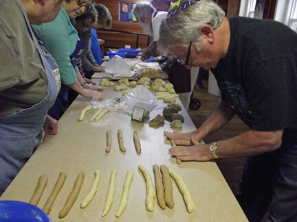 CHALLAH-GROUPROLL-2-4116.jpeg