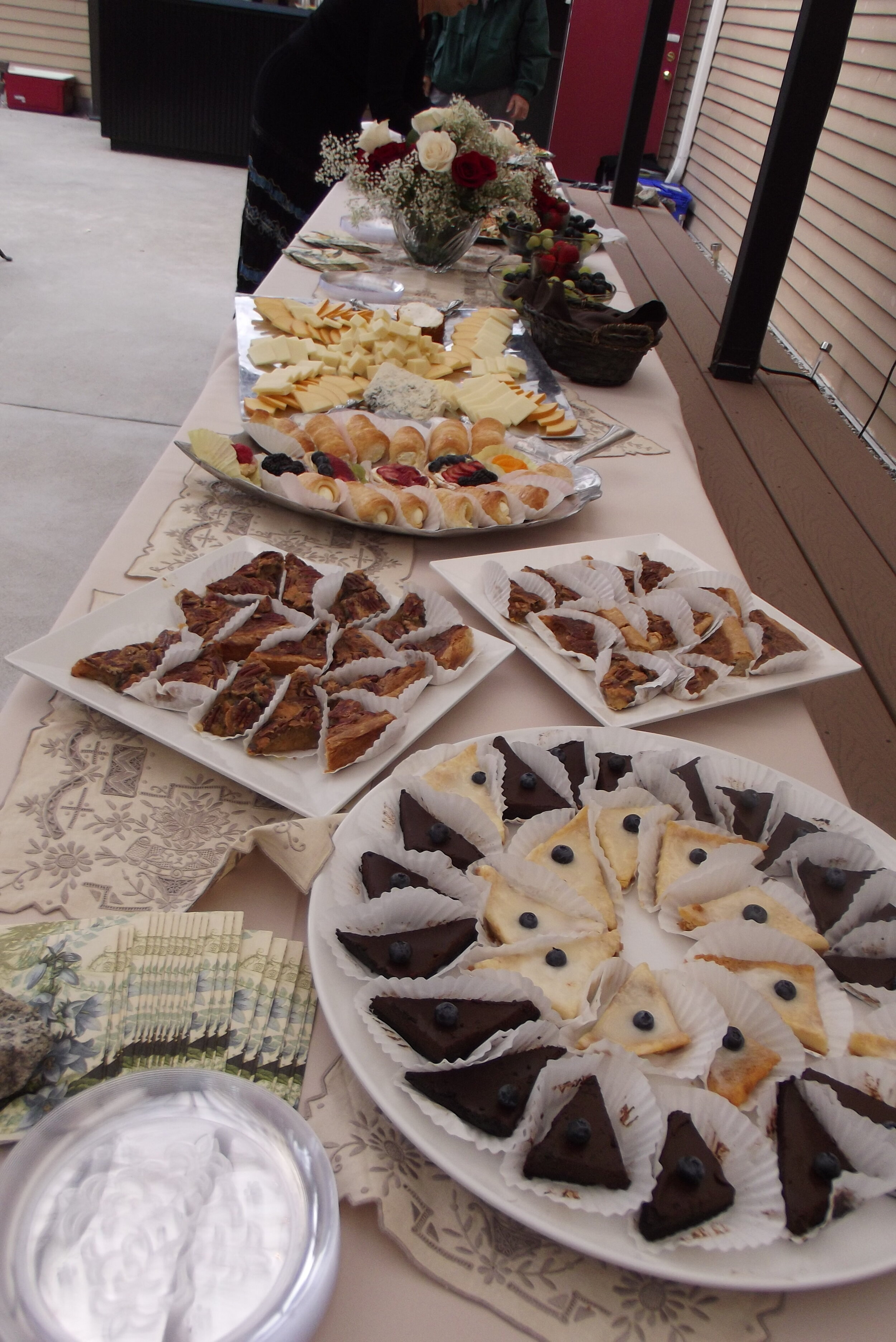 Family & Friends Buffet Table