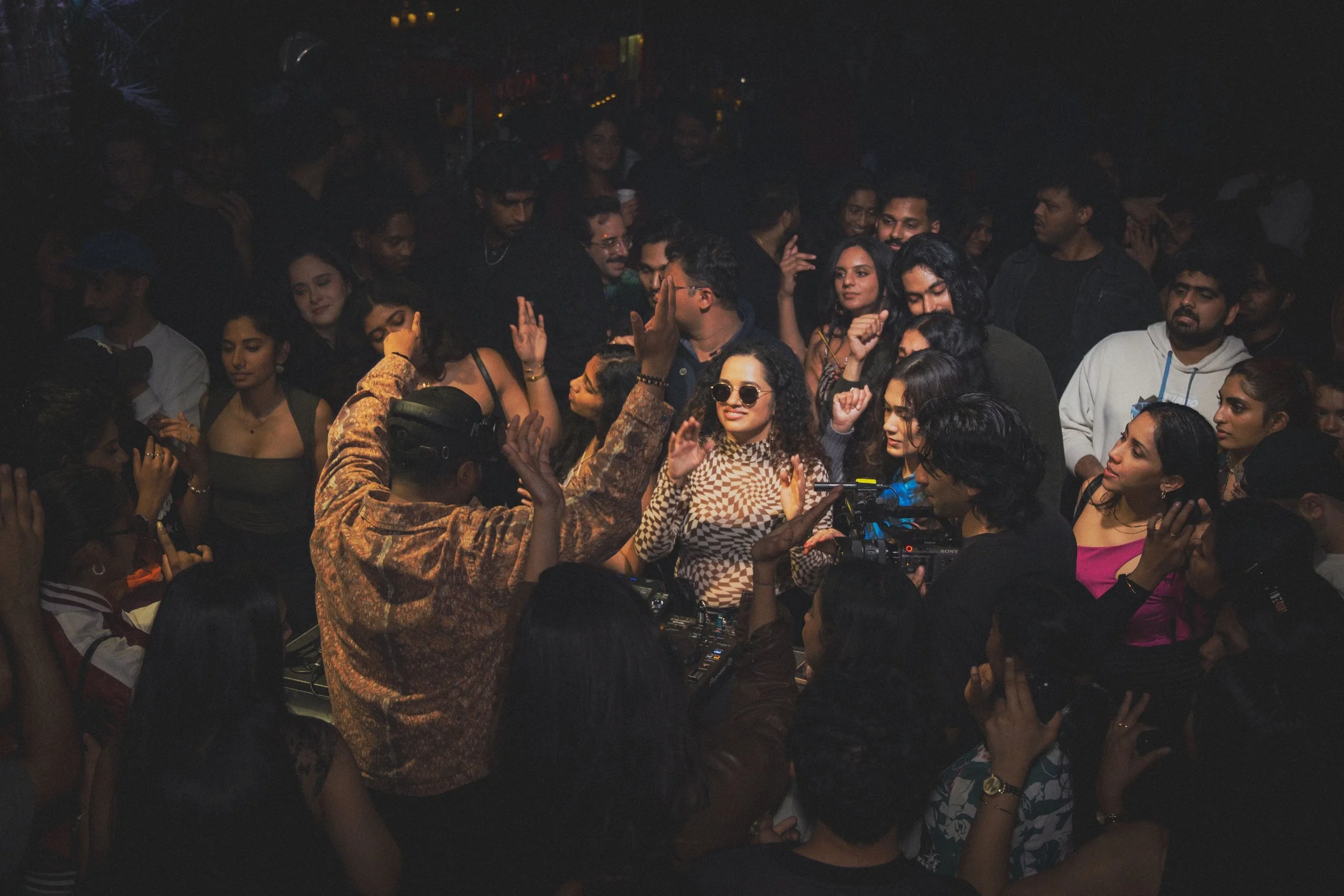 Prio Sounds World Tourwith three people, including a DJ with headphones. Event dates: New York April 5, San Francisco April 11, featuring Afro Fusion, Afrobeats, Amapiano, UK Garage, House, Baile Funk, Dancehall. Tamil Diaspora Underground Sounds theme. Presented by ArramBam.