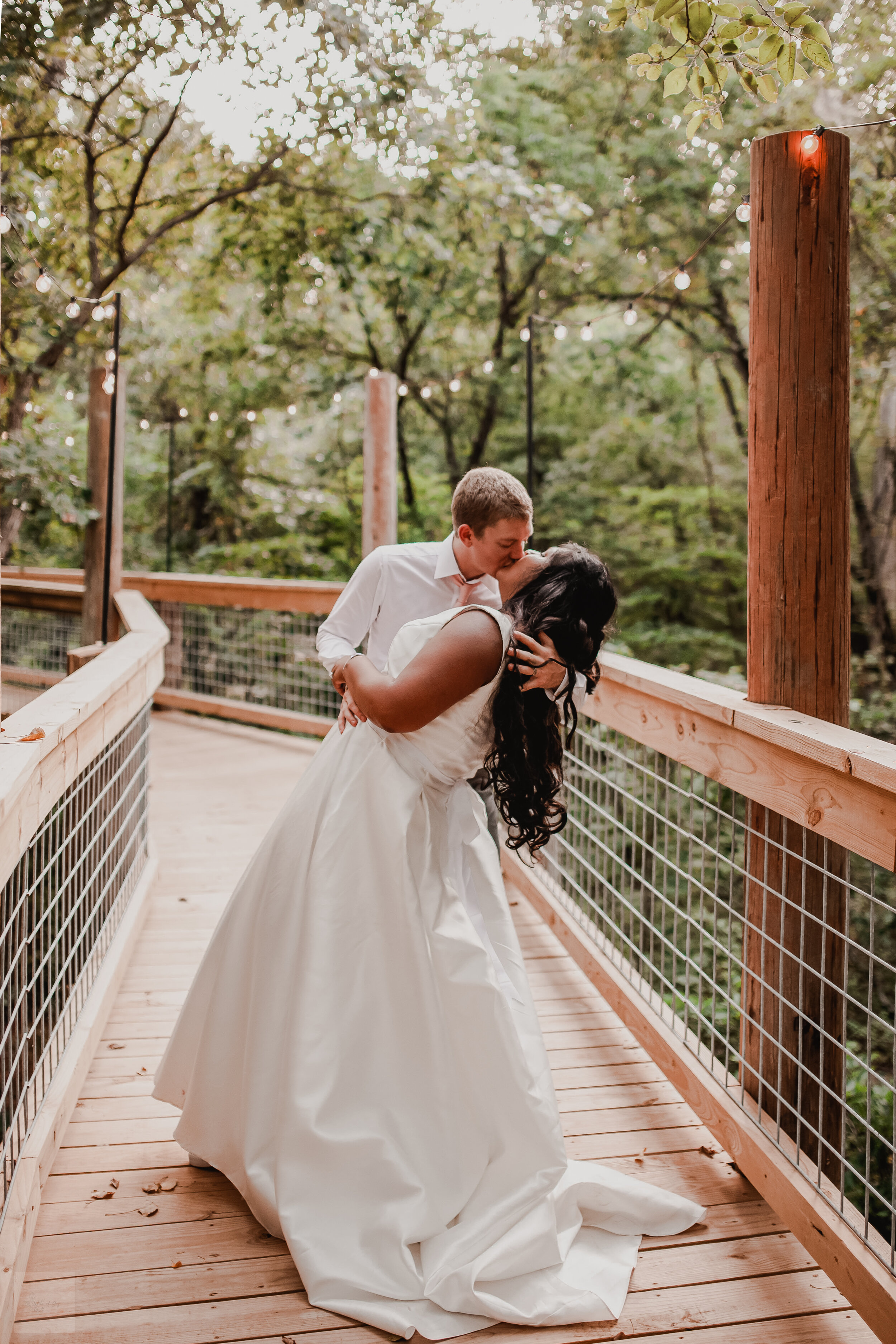 Barnett-Wedding-near-Guthrie-Oklahoma-at-Merrick-Hollow-Wedding-Venue-in-the-Summer-by-Well-of-Joy-Photo-36.jpg