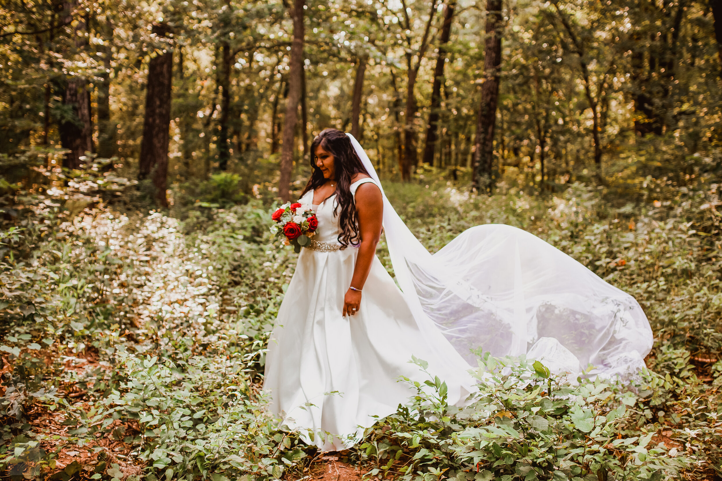 Barnett-Wedding-near-Guthrie-Oklahoma-at-Merrick-Hollow-Wedding-Venue-in-the-Summer-by-Well-of-Joy-Photo-26.jpg
