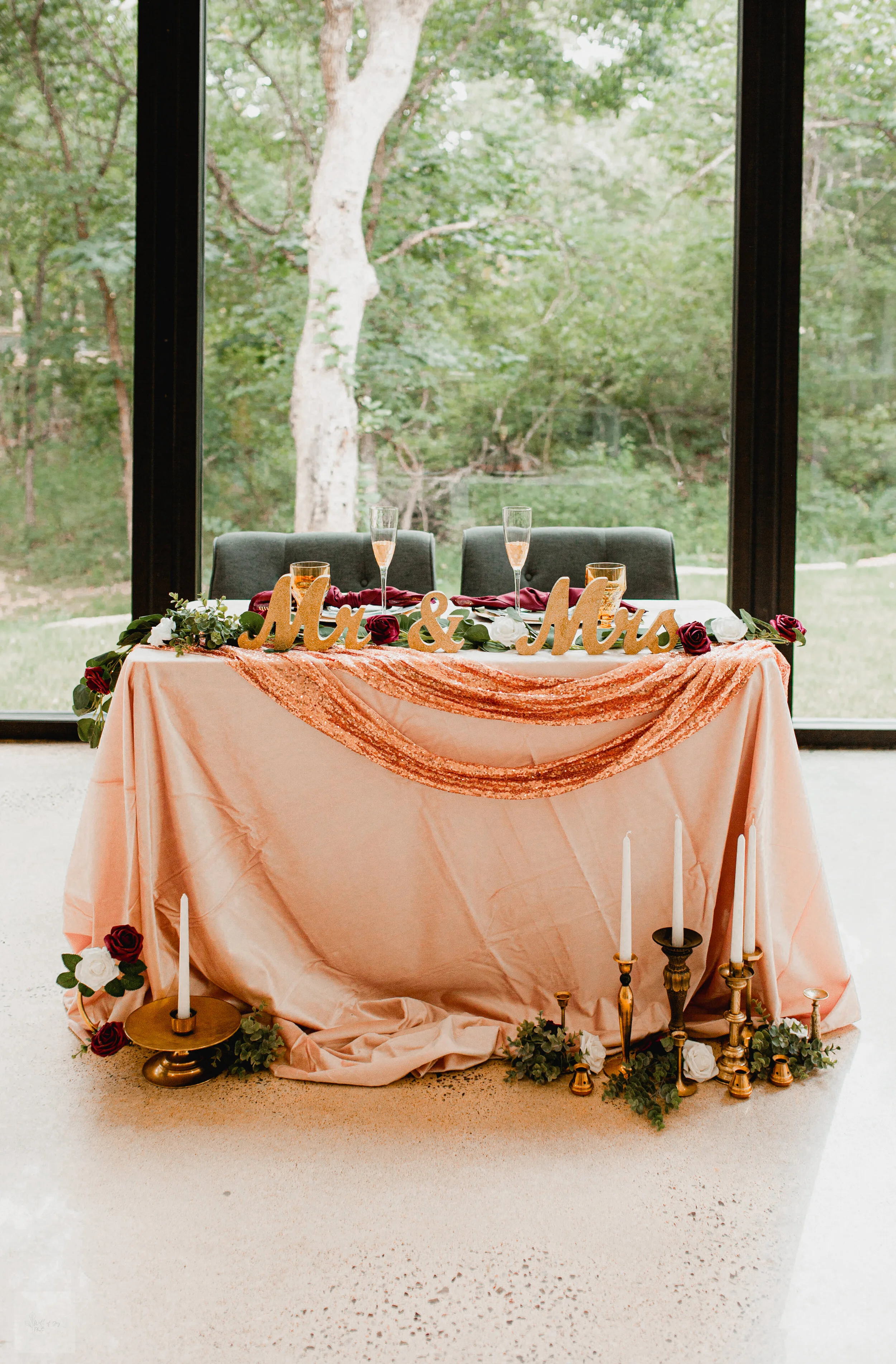 Barnett-Wedding-near-Guthrie-Oklahoma-at-Merrick-Hollow-Wedding-Venue-in-the-Summer-by-Well-of-Joy-Photo.jpg