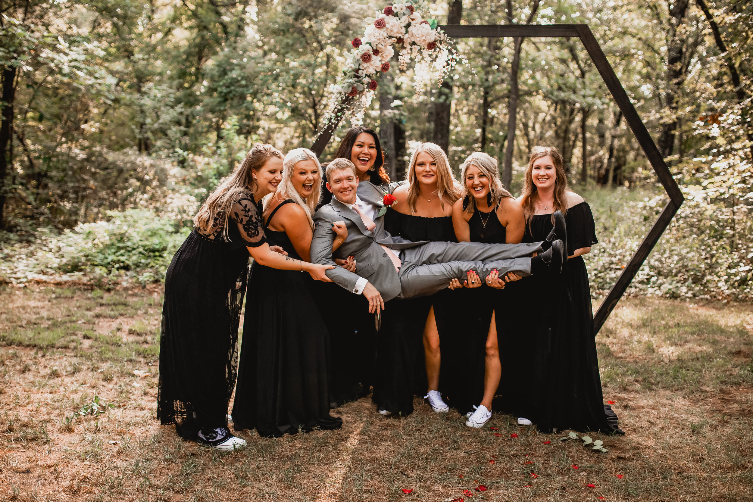 Barnett-Wedding-near-Guthrie-Oklahoma-at-Merrick-Hollow-Wedding-Venue-in-the-Summer-by-Well-of-Joy-Photo-22.jpg