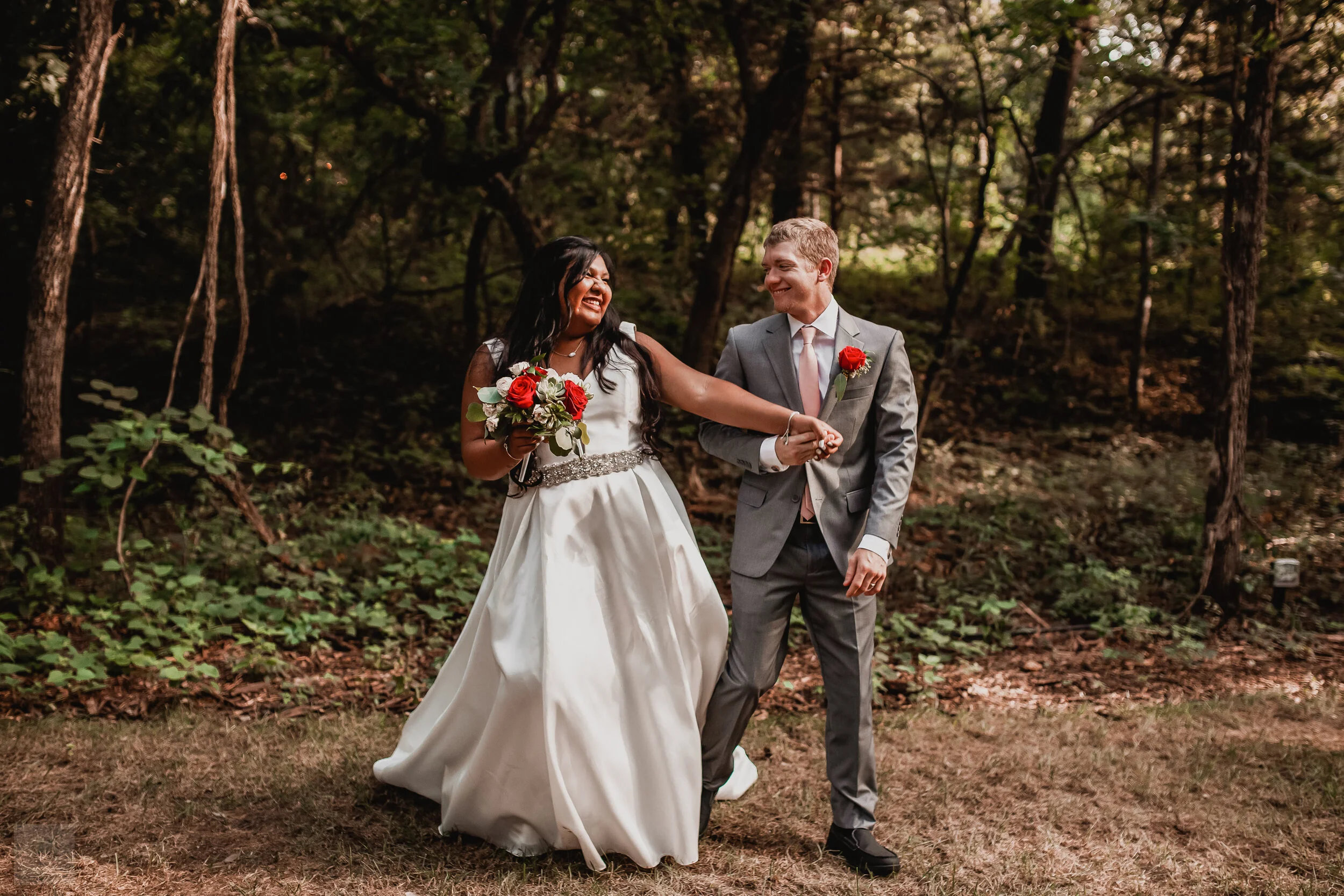 Barnett-Wedding-near-Guthrie-Oklahoma-at-Merrick-Hollow-Wedding-Venue-in-the-Summer-by-Well-of-Joy-Photo-29.jpg