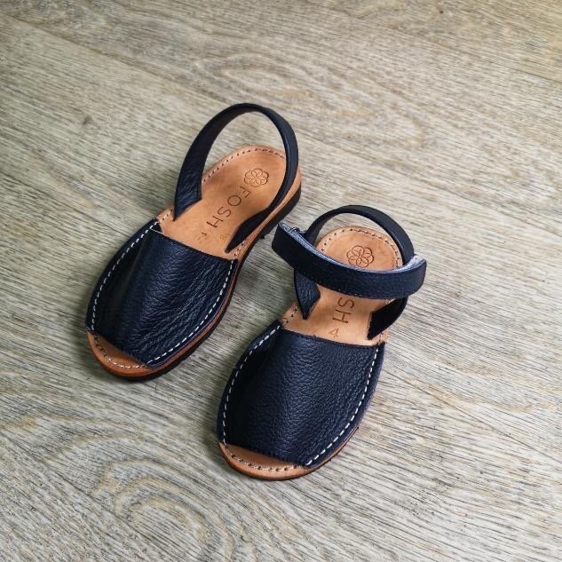 ROPA FOSH- SANDALIAS