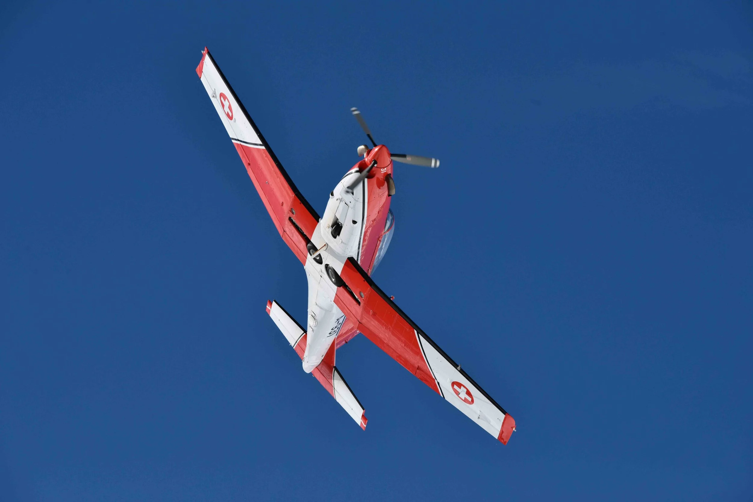 PC-7 Flugshow-3.jpg