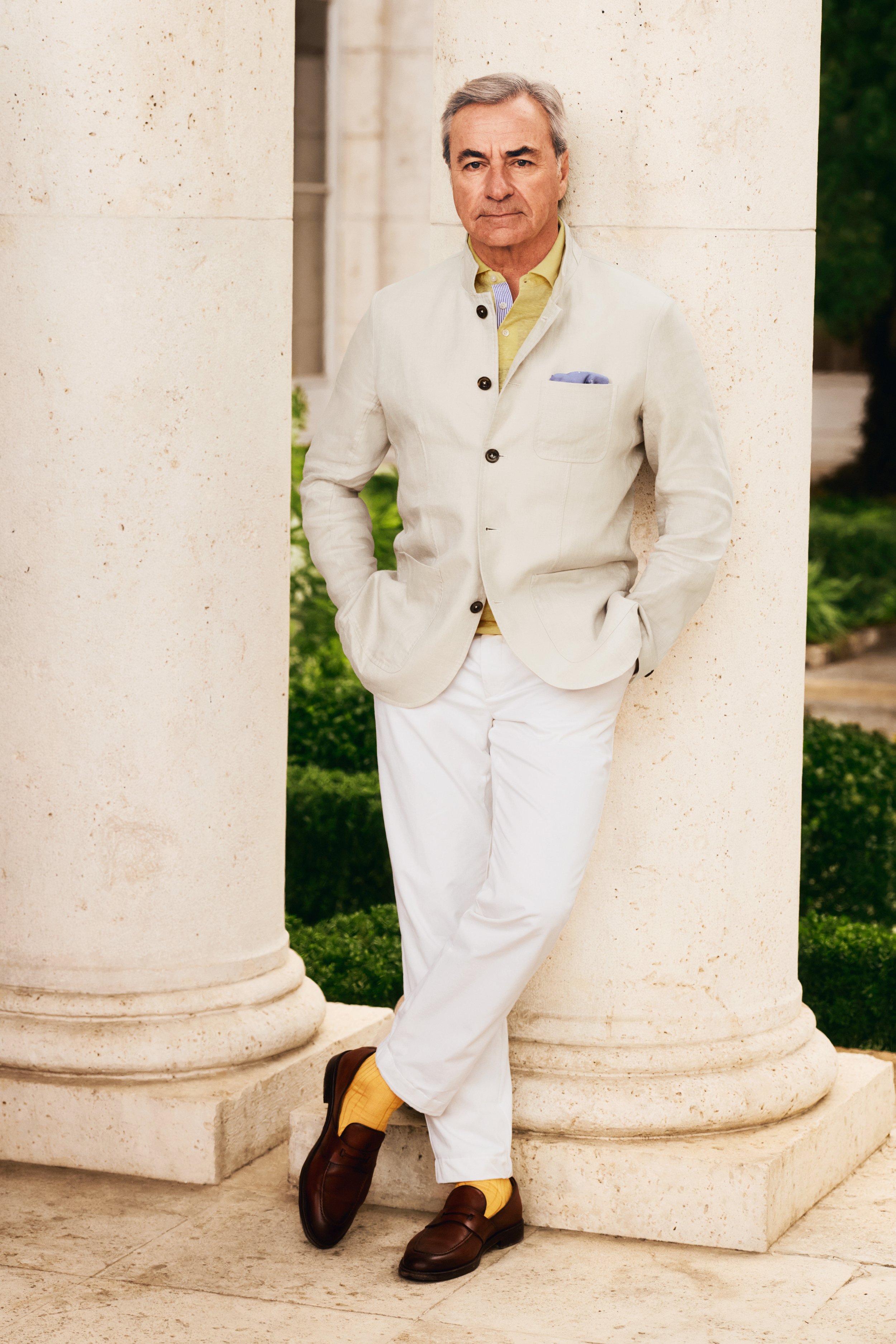 HACKETT_SS25_BC_SHOT_09_B_0305f4_300DPI.jpg