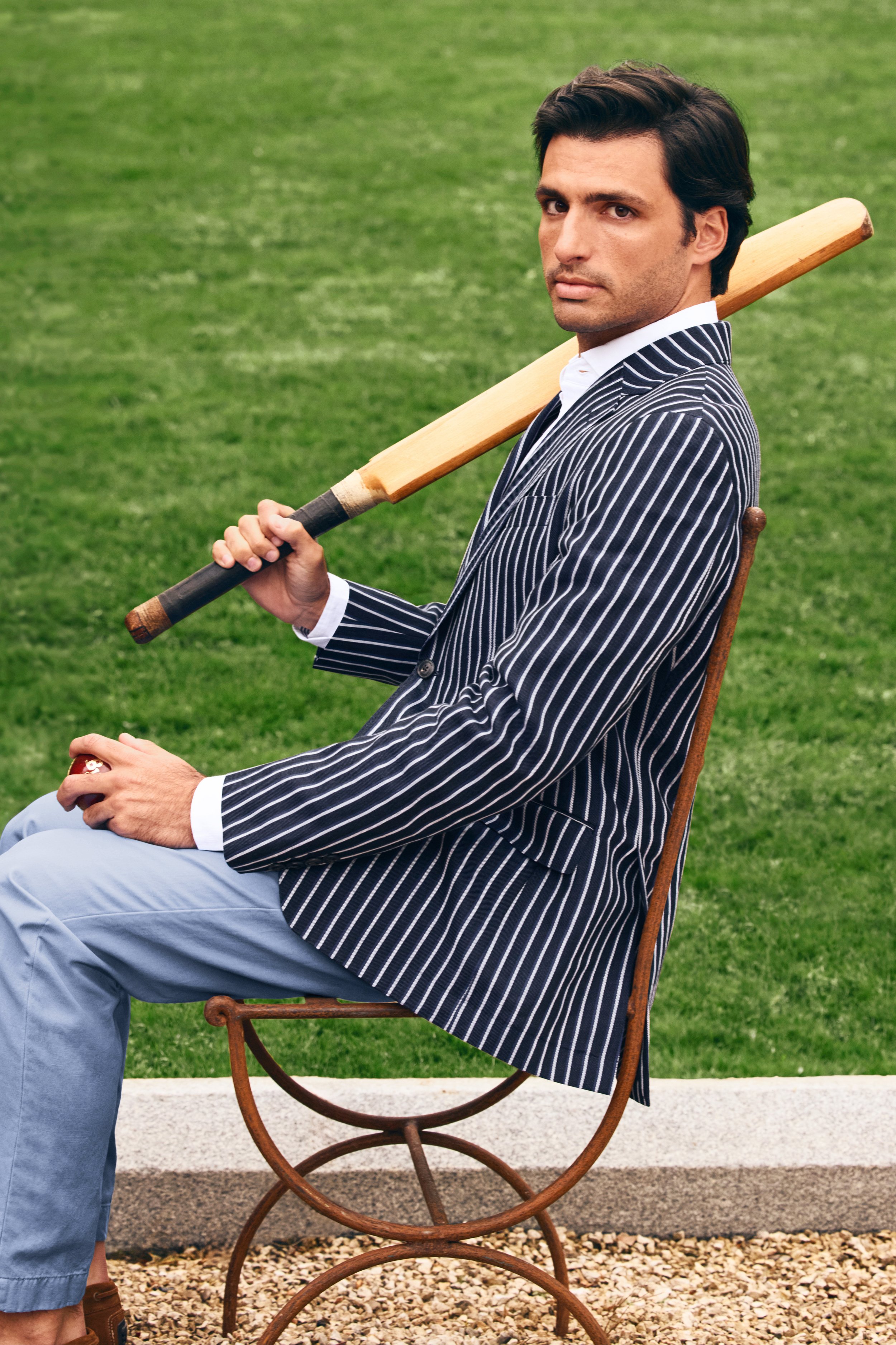 HACKETT_SS25_BC_SHOT_10_0041f4_300DPI.jpg