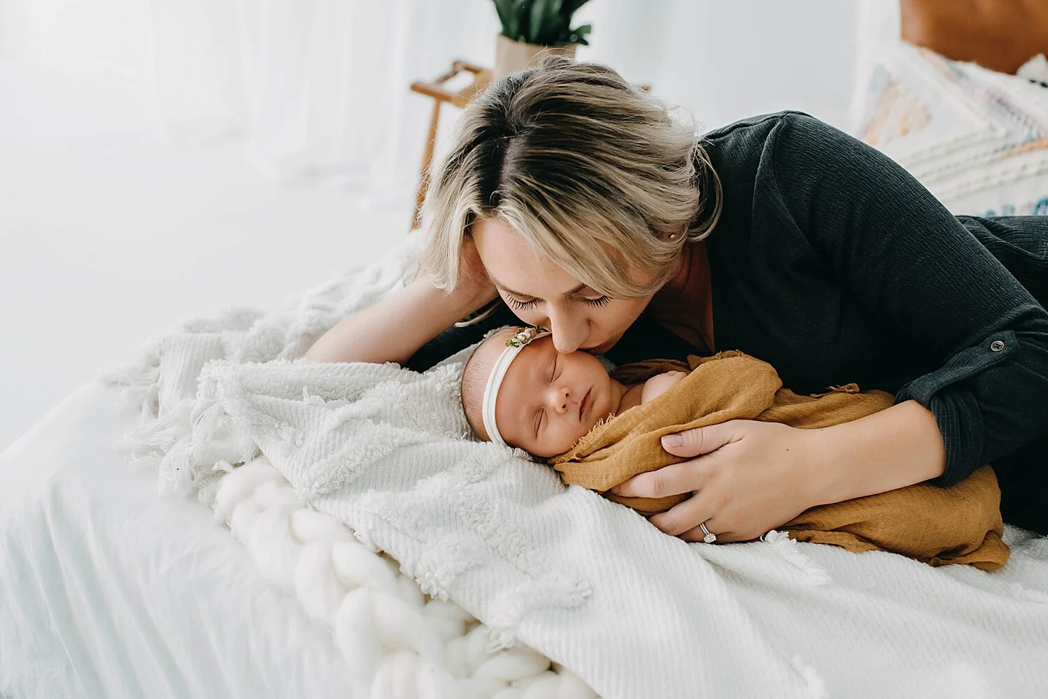 Tinley Park, IL Newborn Photographer