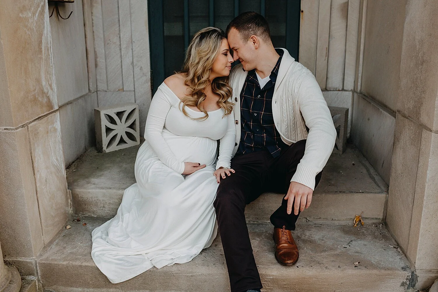 Seth + Kaylie | Chicago, IL Maternity Photographer