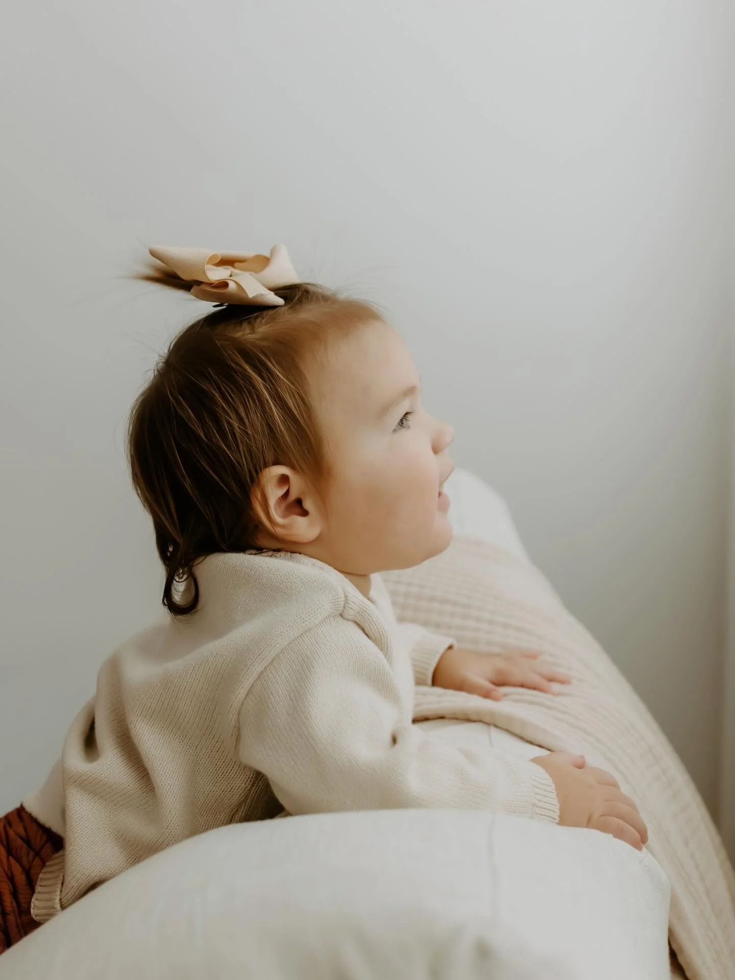 Curious little face 🖤 @megan_vuckovich