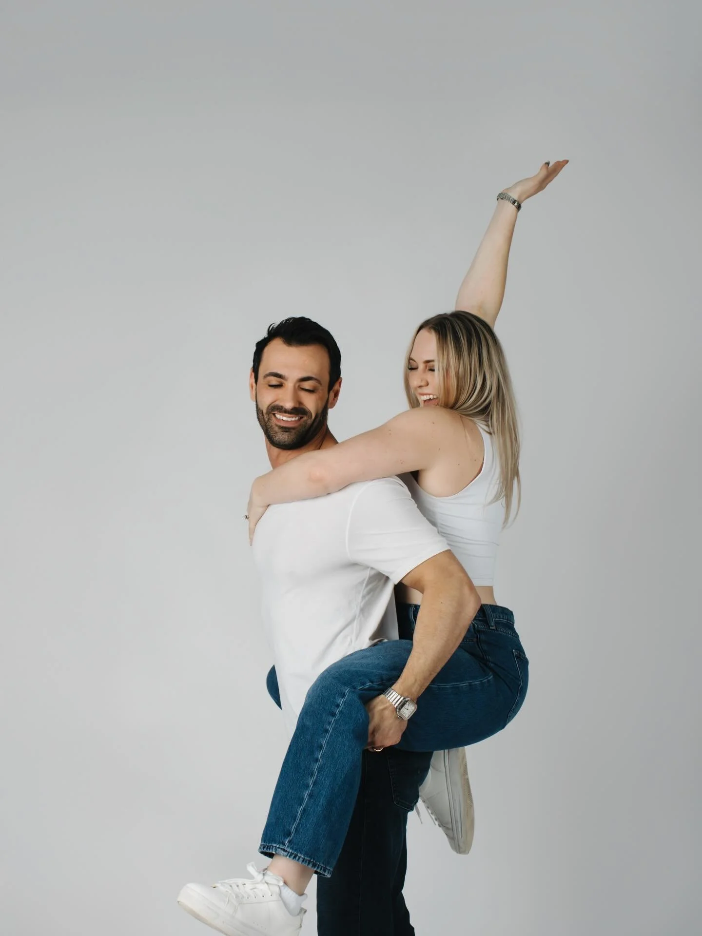 It&rsquo;s Spring Break! Yay! Studio lighting is a fun way to celebrate. 🖤